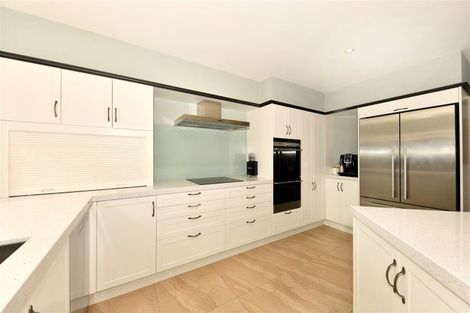 Photo of property in 16a Hadlow Place, Burnside, Christchurch, 8041