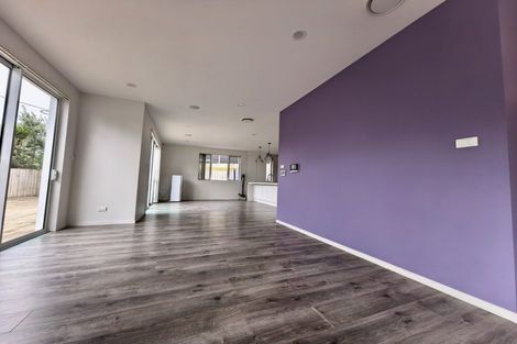 Photo of property in 8b Albany Highway, Greenhithe, Auckland, 0632