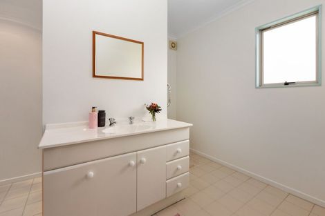 Photo of property in 109 Eskdale Road, Papakowhai, Porirua, 5024
