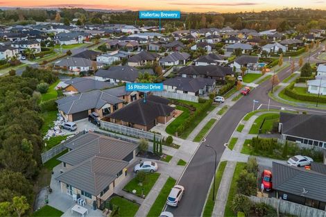 Photo of property in 16 Pitoitoi Drive, Riverhead, 0820