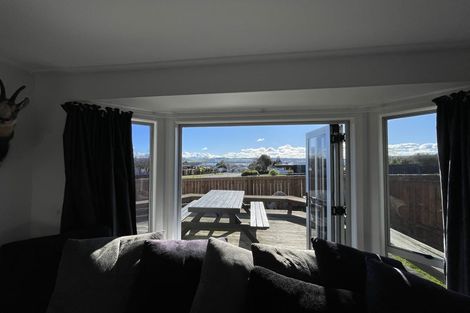 Photo of property in 82 Richmond Avenue, Richmond Heights, Taupo, 3330
