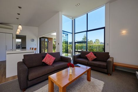 Photo of property in 1 Kersage Drive, Kaikoura Flat, Kaikoura, 7371