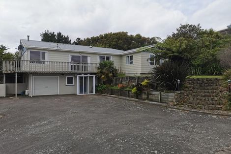 Photo of property in 28 Kaitangata Crescent, Kelson, Lower Hutt, 5010