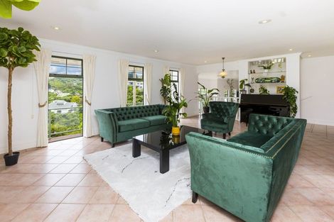 Photo of property in 95 Viewmont Drive, Harbour View, Lower Hutt, 5010