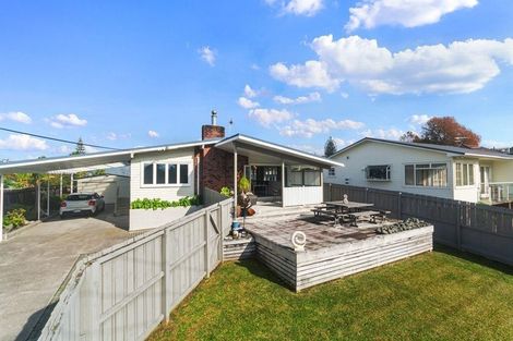 Photo of property in 29 Lyndhurst Road, Te Atatu South, Auckland, 0610