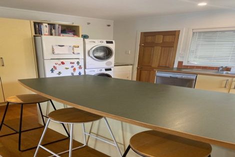 Photo of property in 1/32 Hellyers Street, Birkdale, Auckland, 0626