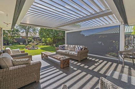 Photo of property in 28 Durrell Way, Rolleston, 7614