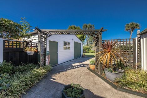 Photo of property in 92 Russell Street, Westport, 7825