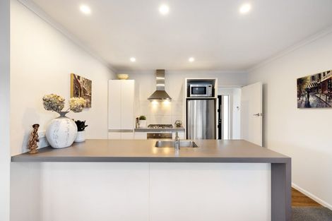 Photo of property in 2/172 Cashmere Road, Hoon Hay, Christchurch, 8025