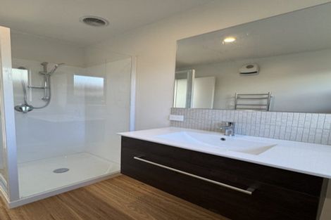 Photo of property in 3/55 Picton Avenue, Riccarton, Christchurch, 8011