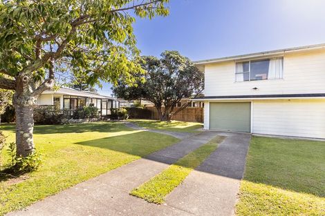 Photo of property in 55 Ngaio Road, Waikanae, 5036