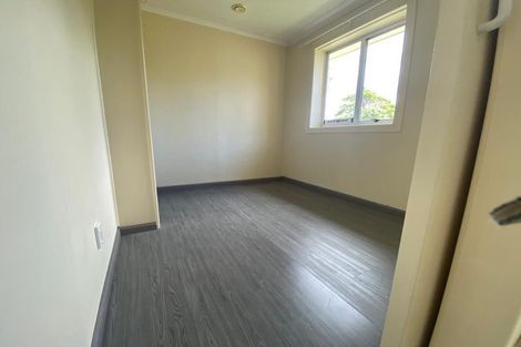 Photo of property in 3/12 Routley Drive, Glen Eden, Auckland, 0602