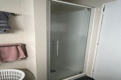 Photo of property in 70 Cypress Drive, Maungaraki, Lower Hutt, 5010