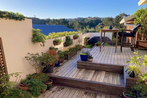 Photo of property in 2/71 Balmain Road, Birkenhead, Auckland, 0626