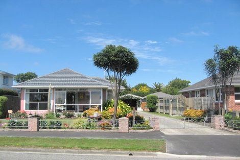 Photo of property in 34 Rollesby Street, Hoon Hay, Christchurch, 8025