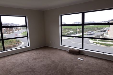 Photo of property in 38 Drumbuoy Drive, Flat Bush, Auckland, 2019