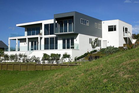 Photo of property in 103 Marlborough Ridge Drive, Fairhall, 7272