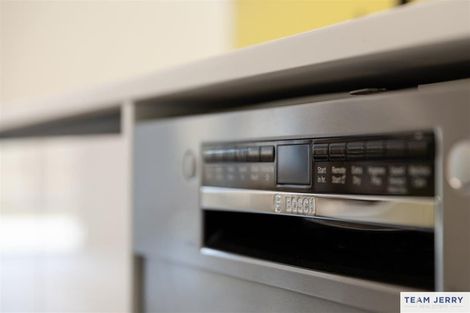 Photo of property in 14 Hoia Street, Papakura, 2110