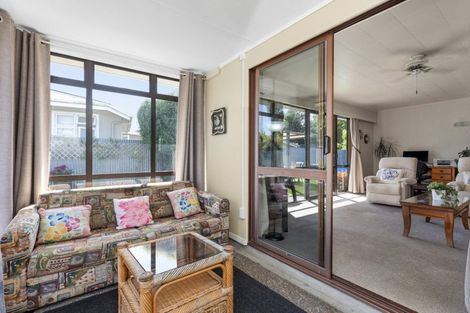 Photo of property in 3/211 Ikanui Road, Frimley, Hastings, 4120