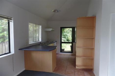 Photo of property in 2 Churchouse Road, Greenhithe, Auckland, 0632