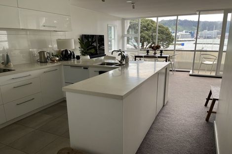 Photo of property in 130u1 Oriental Parade, Oriental Bay, Wellington, 6011