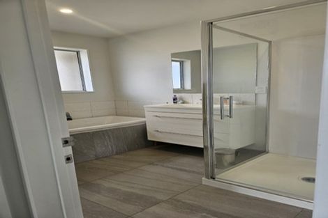 Photo of property in 15 Cressy Place, Darfield, 7510