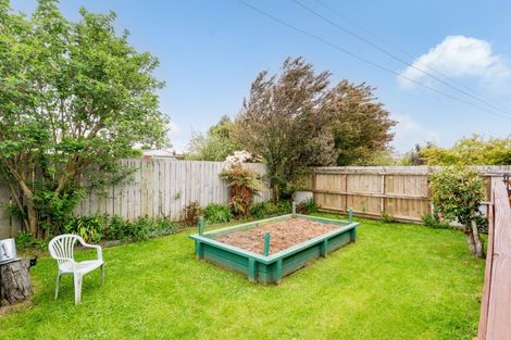 Photo of property in 15c Queen Street, Mosgiel, 9024