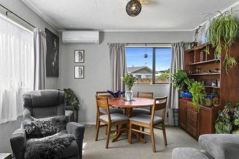 Photo of property in 21 Arthur Crescent, Hilltop, Taupo, 3330