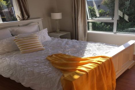 Photo of property in 152 Weatherly Road, Torbay, Auckland, 0630