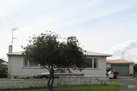 Photo of property in 7 Andrews Place, Gonville, Whanganui, 4501
