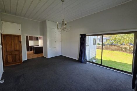 Photo of property in 43 Lorna Street, Lynmouth, New Plymouth, 4310