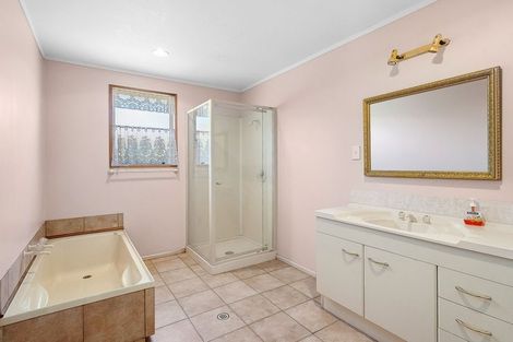 Photo of property in 130 Mount Iron Drive, Wanaka, 9305