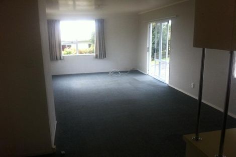 Photo of property in 8 Hawke Place, Pukekohe, 2120