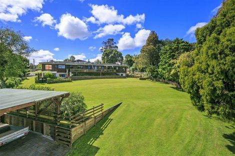 Photo of property in 70b Roberts Road, Glenfield, Auckland, 0629