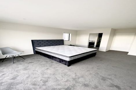 Photo of property in 11 Grey Way, Russley, Christchurch, 8042