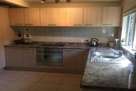 Photo of property in 4a/3 Corrella Road, Belmont, Auckland, 0622
