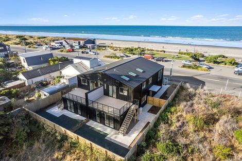 Photo of property in 85b Marine Parade, North New Brighton, Christchurch, 8083