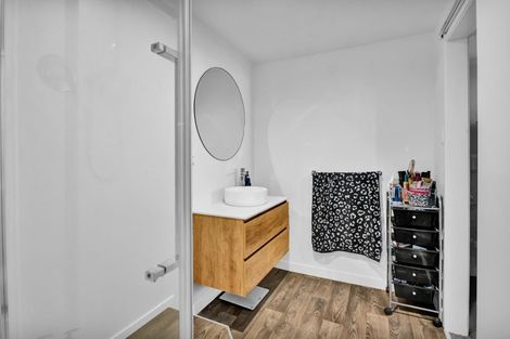 Photo of property in 96 Bayly Road, Blagdon, New Plymouth, 4310