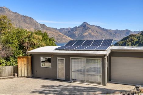 Photo of property in 14b Mckerrow Place, Sunshine Bay, Queenstown, 9300
