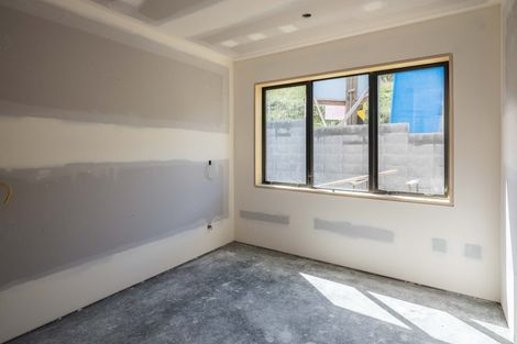 Photo of property in 76 Kotare Street, Waikanae, 5036