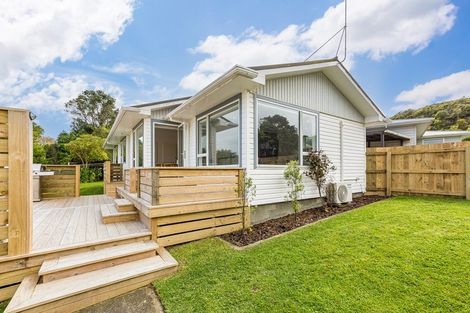 Photo of property in 10 Christchurch Crescent, Kelson, Lower Hutt, 5010