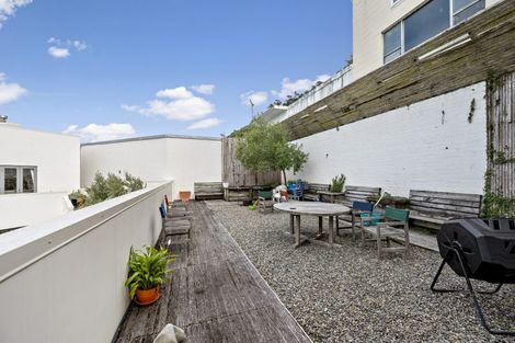 Photo of property in 3/12 Little George Street, Thorndon, Wellington, 6011