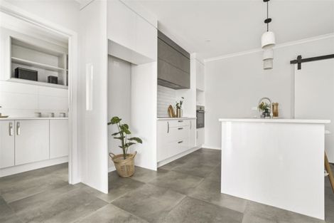 Photo of property in 6 Dulverton Rise, Flagstaff, Hamilton, 3210