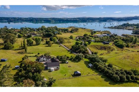 Photo of property in 70 Edmonds Road, Kerikeri, 0293