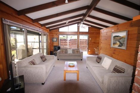 Photo of property in 15 Pitkethley Circle, Pauanui, Hikuai, 3579