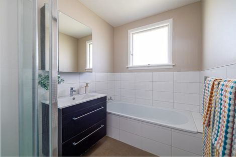 Photo of property in 139 Hamilton Avenue, Ilam, Christchurch, 8041