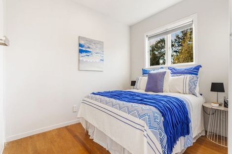 Photo of property in 637 Swanson Road, Swanson, Auckland, 0612