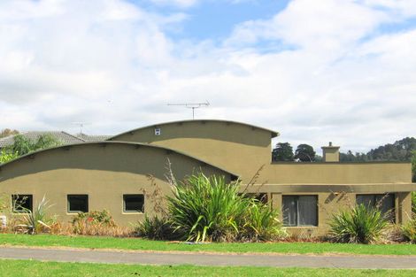 Photo of property in 87 Fernhill Way, Oteha, Auckland, 0632