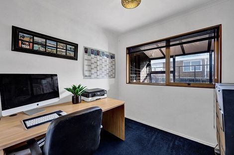 Photo of property in 20 Tiverton Crescent, Whalers Gate, New Plymouth, 4310
