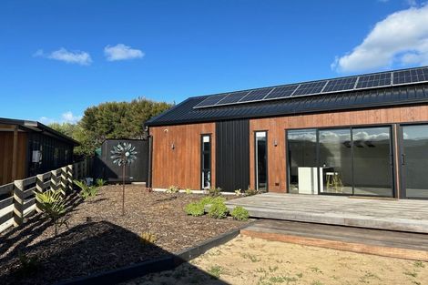 Photo of property in 52 Marram Place, Mangawhai Heads, Mangawhai, 0505
